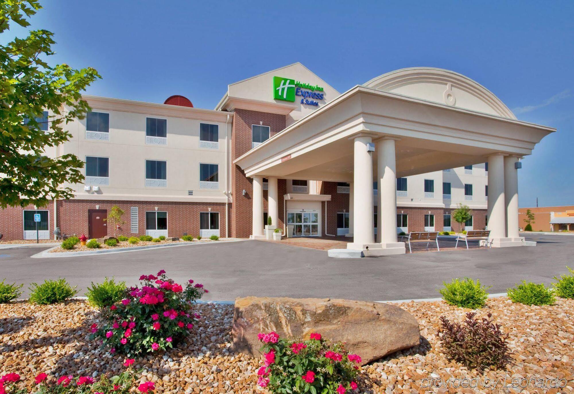 Holiday Inn Express Hotel & Suites Sedalia By Ihg Kültér fotó