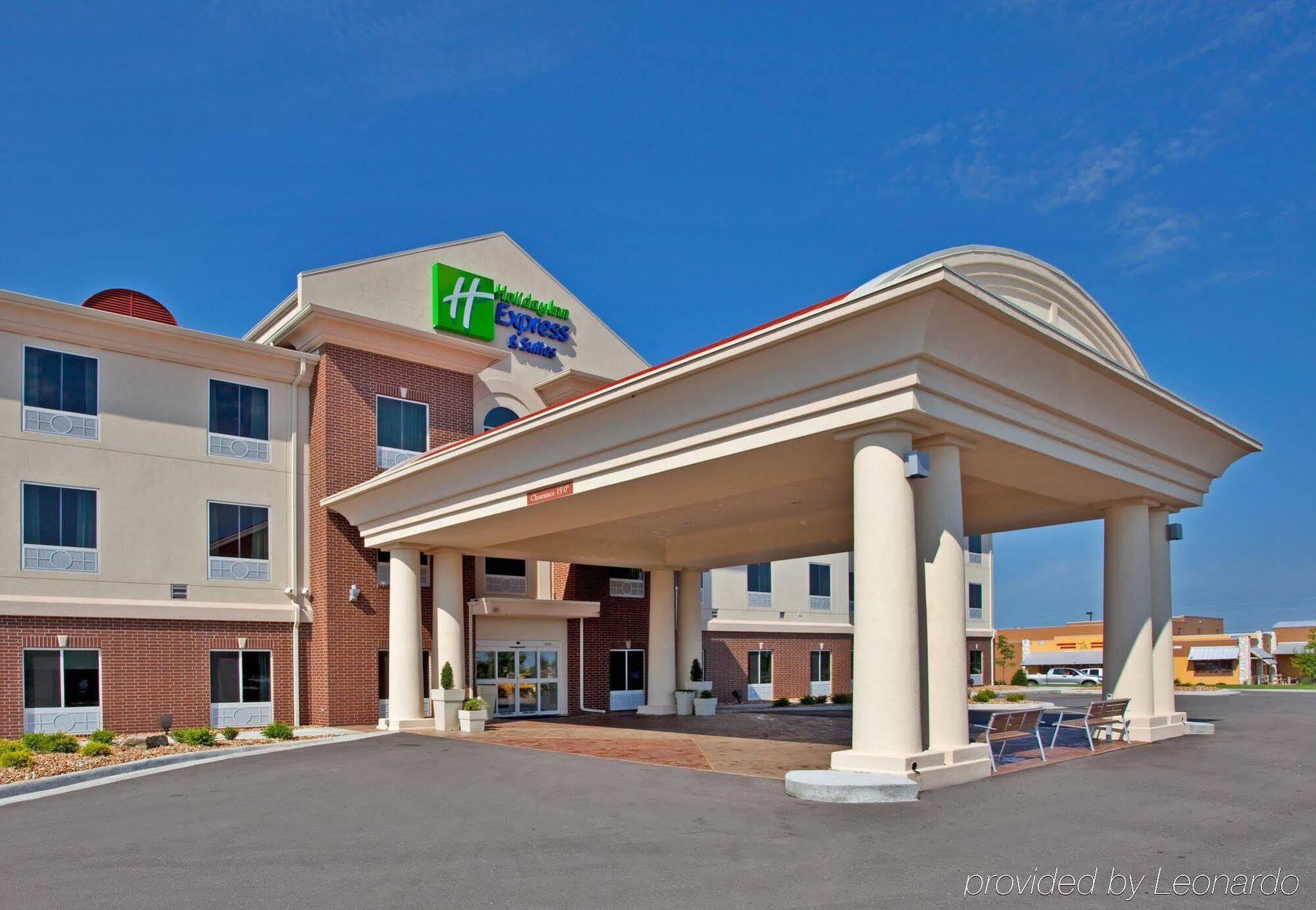 Holiday Inn Express Hotel & Suites Sedalia By Ihg Kültér fotó